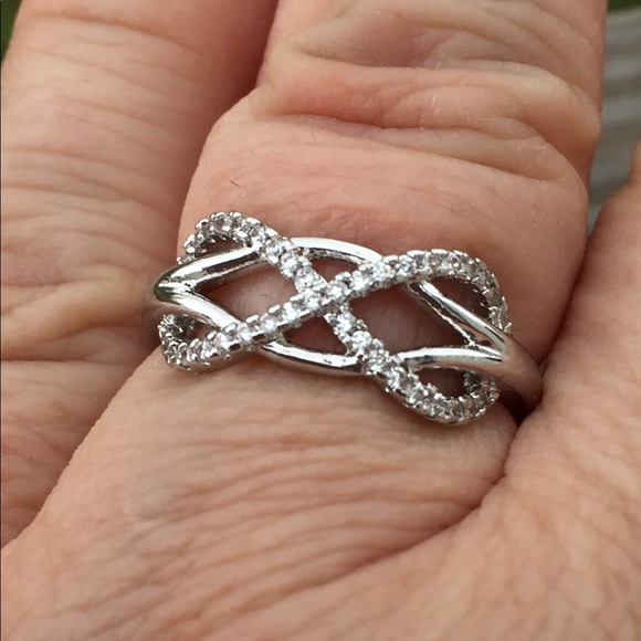 Infinity knot ring Crystal studded ring 925 silver - Picture 6 of 8